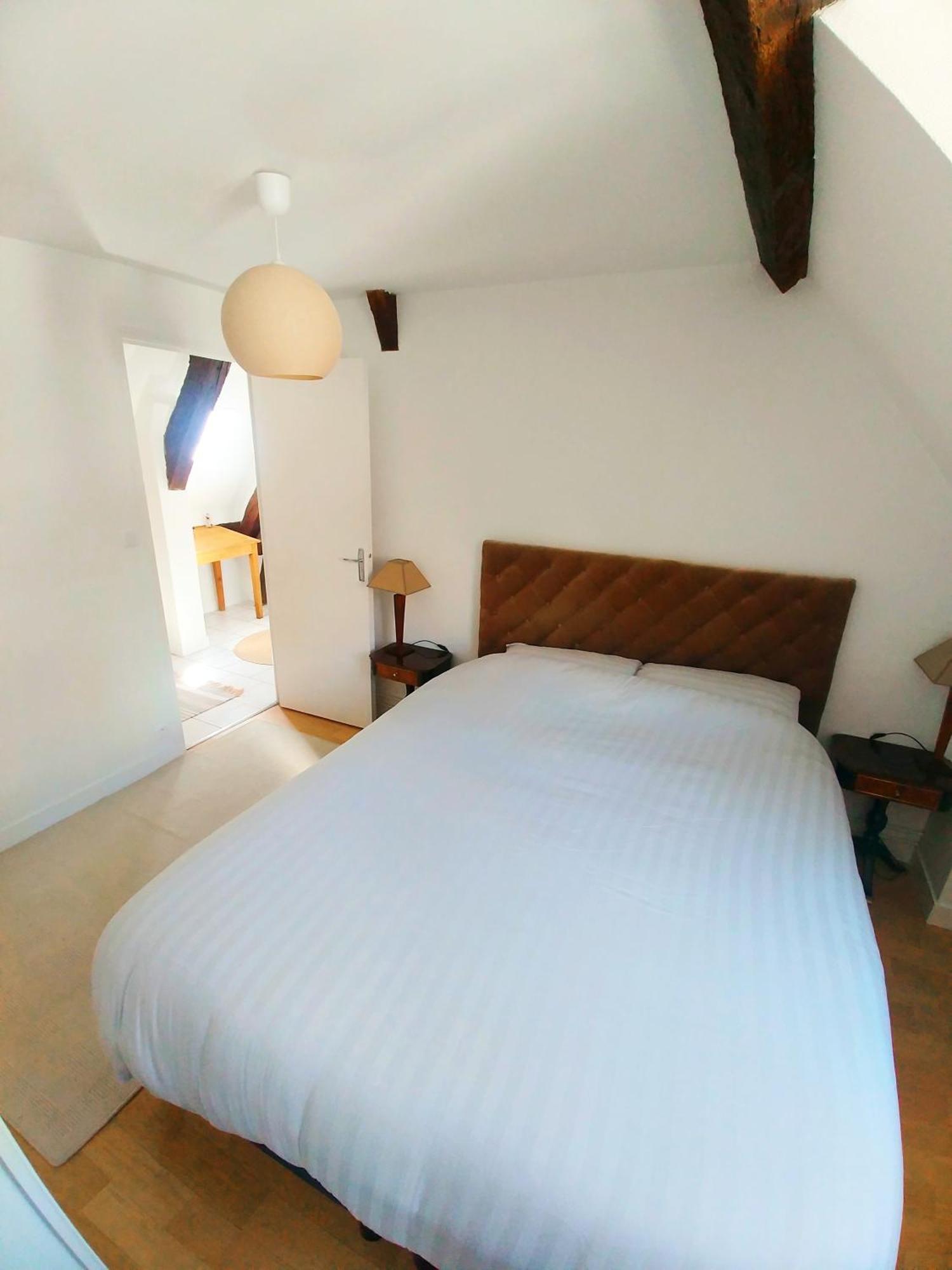 Best Of Chartres One Bedroom City Center And View On The Cathedral Exterior foto